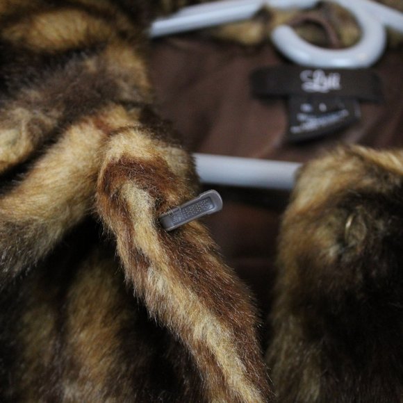 Luii Faux Fur Jacket Large Brown Vegan Animal Friendly 3/4 Sleeve Formal D36 - Picture 4 of 12